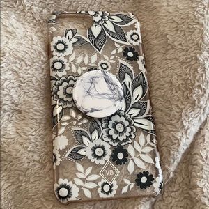 IPHONE 8+ Clear Vera Bradley with popsocket combo